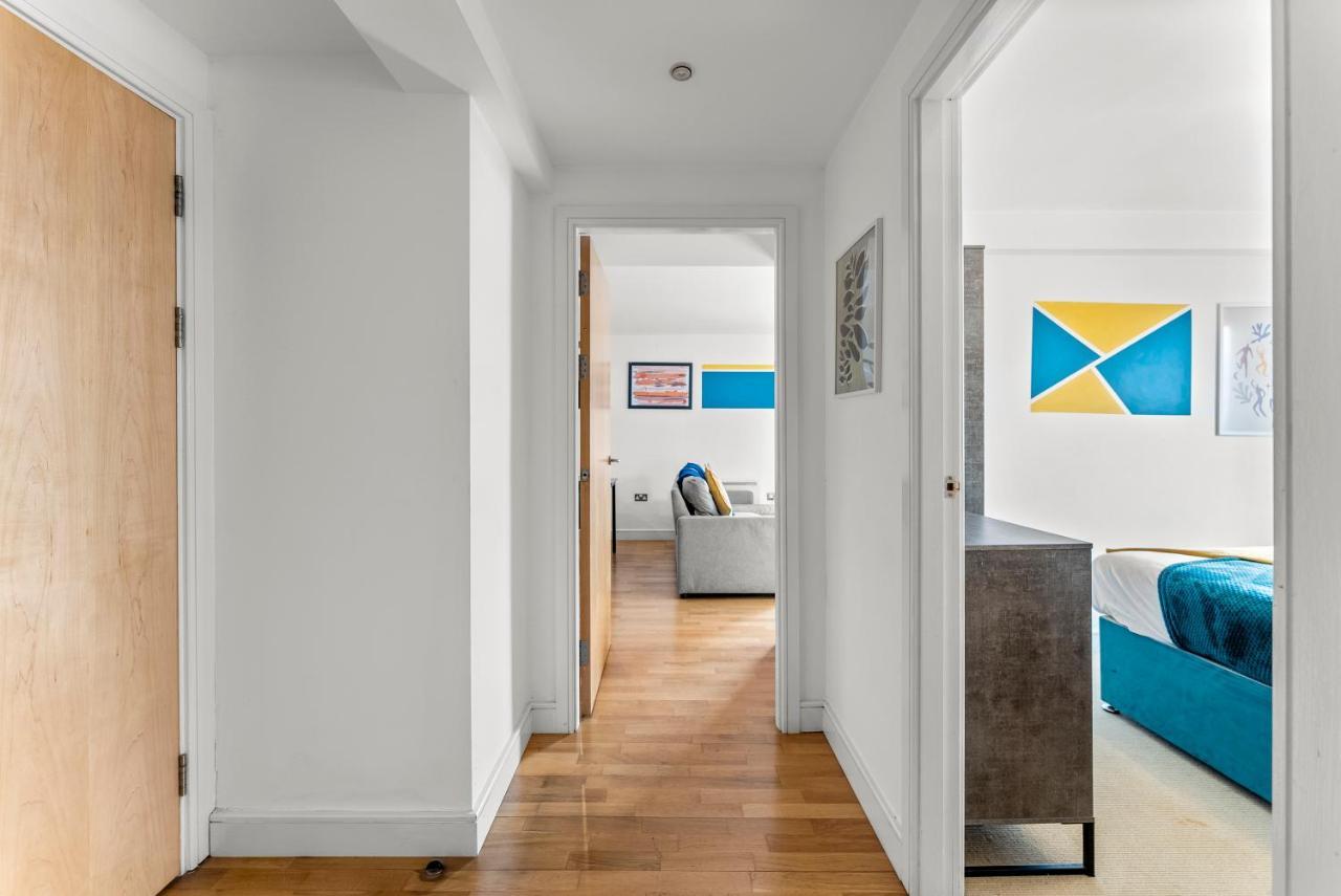 Enchanting Bristol Abode -Sleeps 6 With Balcony! Buitenkant foto